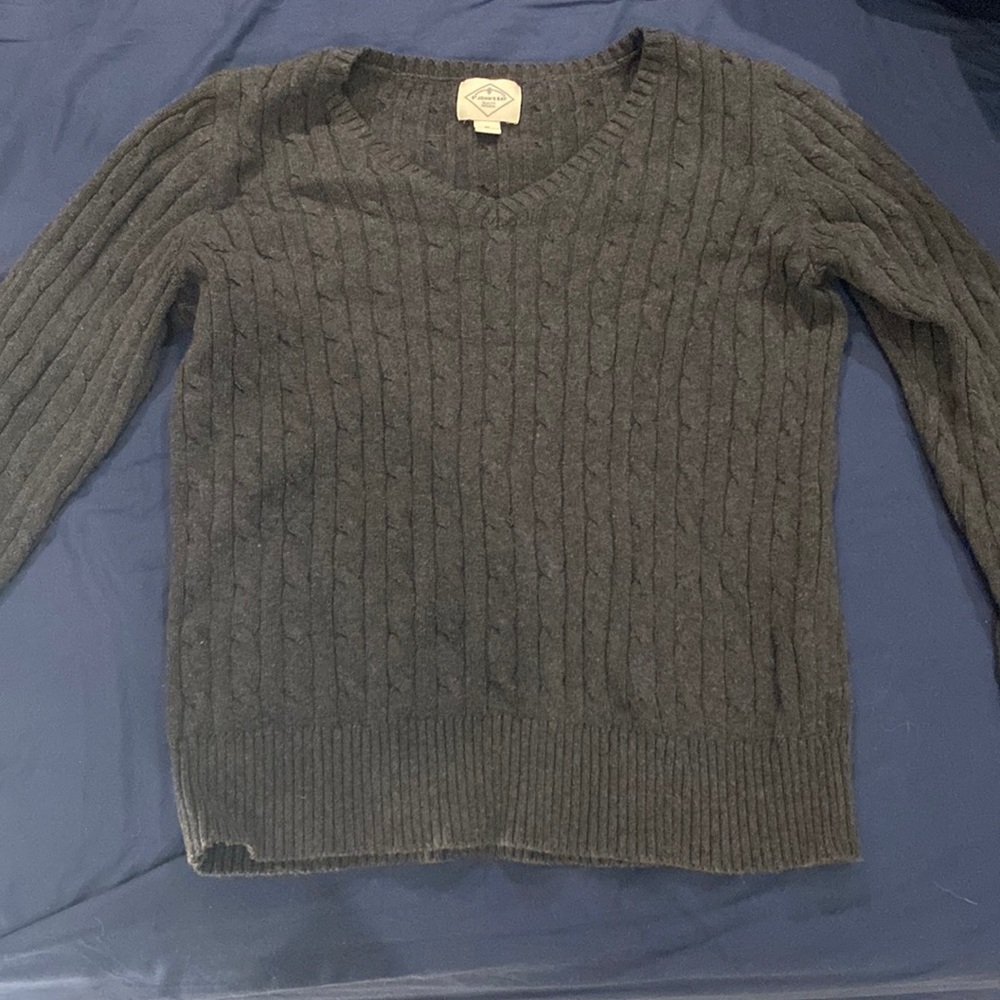 Gray sweater